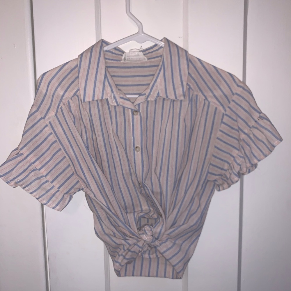 Women’s summer button up blouse